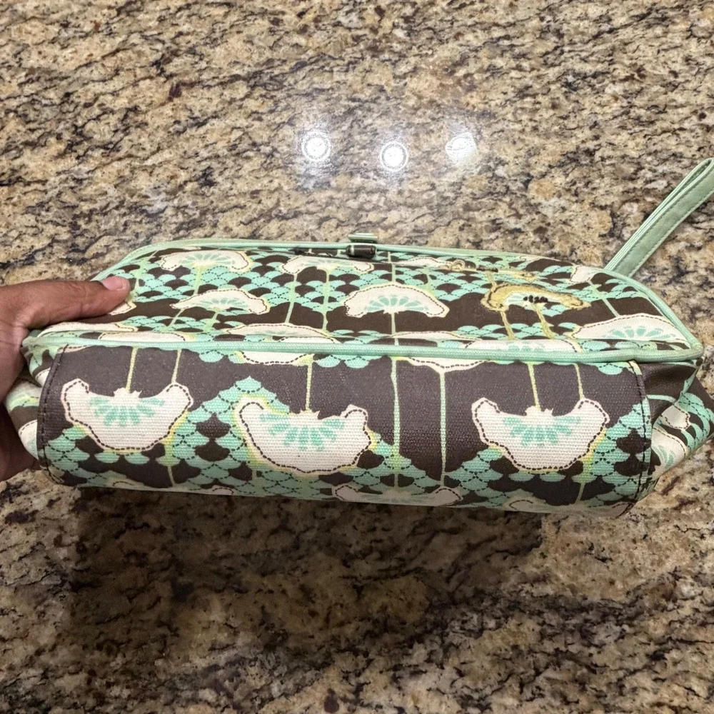 Petunia Pickle Bottom Floral Diaper Clutch and Changing Pad Mint Brown Travel